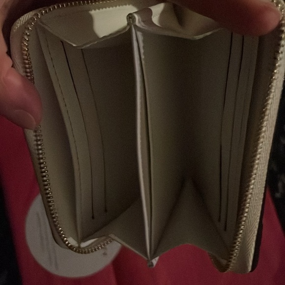 LOUIS VUITTON Patent Miroir Venice Zippy Card Wallet π€ - Picture 15 of 16